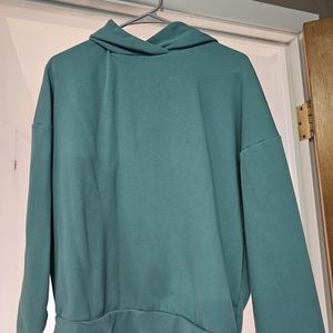Fabletics Sweatshirt Size Medium Sea Green